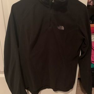 North face Fleece Pullover 🖤